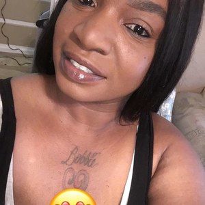 Meet your Posher, Lena